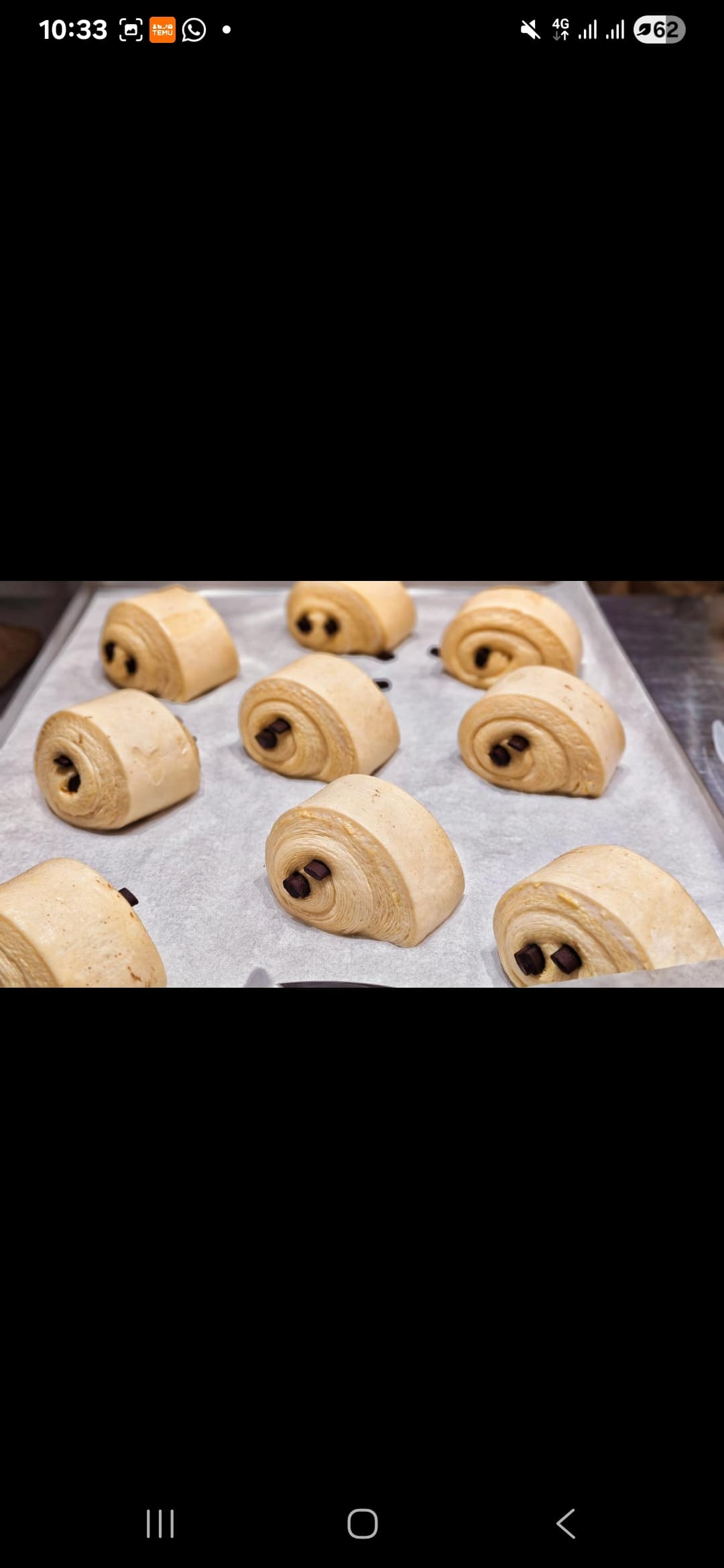Chocolate croissant (MOQ: 5)